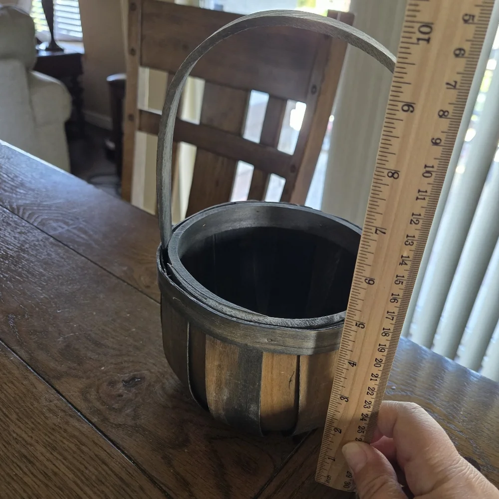 Dark Stained Wooden Slat Basket   Great For Fall